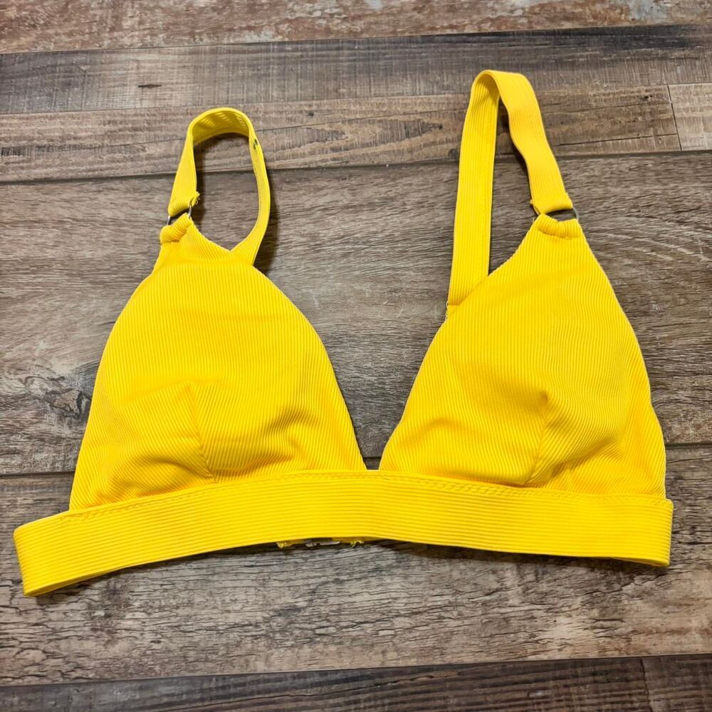 SHEIN Ribbed Padded Women's Yellow Medium Beach Swimwear Vacation Bikini Top